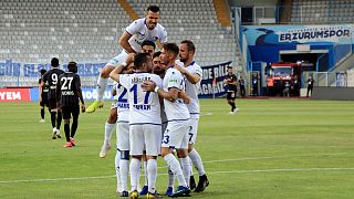 Cesar Grup Ümraniyespor'u mağlup eden Büyükşehir Belediye Erzurumspor Süper Lig'e yükseldi