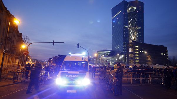 Polizei in Frankfurt ARCHIV Polizei in Frankfurt ARCHIV