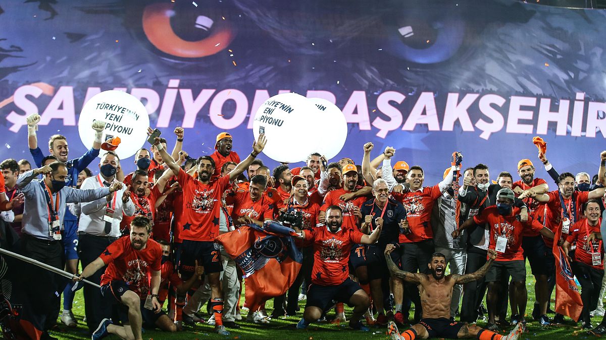 Spor Toto Süperlig'de 2019-2020 sezonu şampiyonu Başakşehir oldu