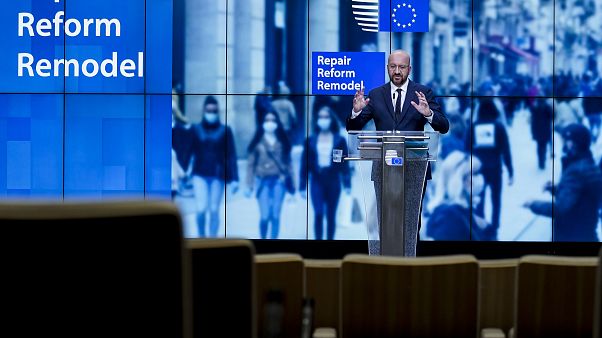 Саммит ЕС превратился в марафон переговоров, выход из ситуации ищет Шарль Мишель, председатель Евросовета Саммит ЕС превратился в марафон переговоров, выход из ситуации ищет Шарль Мишель, председатель Евросовета