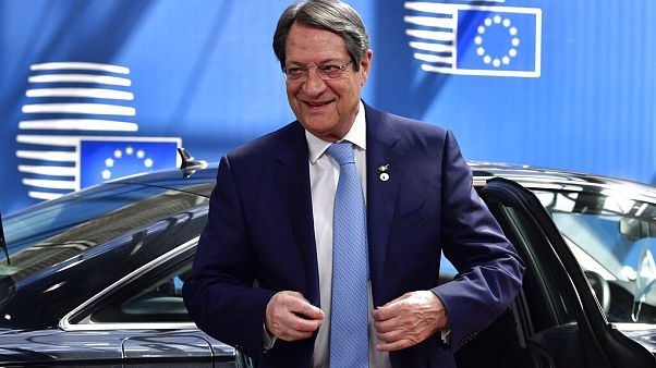 Νίκος Αναστασιάδης για Σύνοδο Κορυφής Ε.Ε.: Η Κύπρος θα μπορεί να αντλήσει πάνω από 2,7 δισ. ευρώ Νίκος Αναστασιάδης για Σύνοδο Κορυφής Ε.Ε.: Η Κύπρος θα μπορεί να αντλήσει πάνω από 2,7 δισ. ευρώ