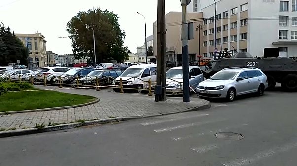 Mit Sprengstoff in Passagierbus verschanzt: Geiselnahme in Ukraine zuende, alle Geiseln frei Mit Sprengstoff in Passagierbus verschanzt: Geiselnahme in Ukraine zuende, alle Geiseln frei