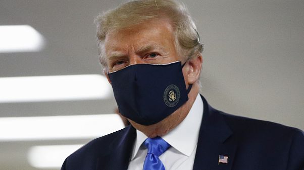 Donald Trump mit Mund-Nasenschutz (Archiv) Donald Trump mit Mund-Nasenschutz (Archiv)