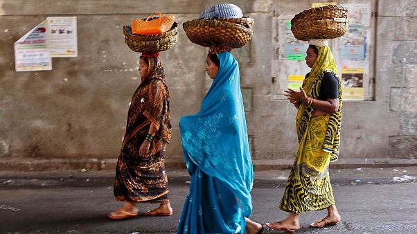 گروهی از زنان هندی گروهی از زنان هندی