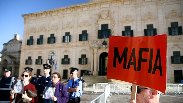 Omicidio Caruana Galizia: testimone chiave all'ospedale con ferite da coltello Omicidio Caruana Galizia: testimone chiave all'ospedale con ferite da coltello