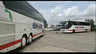 Varios autobuses de Eurolines en Praga (República Checa)