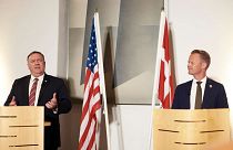وزير الخارجية الدنماركي جيبي كوفود ووزير الخارجية الأمريكي مايك بومبيو يعقدان مؤتمرا صحفيا مشتركا في كوبنهاغن، الدنمارك، الأربعاء 22 يوليو 2020.