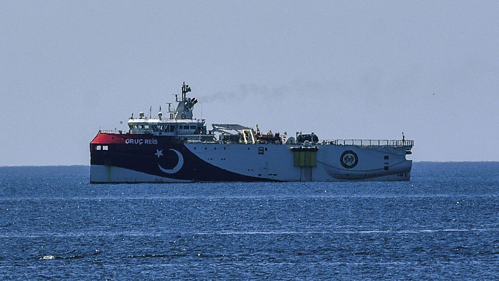 Mouvements turcs en mer Égée : la Marine grecque déploie des navires