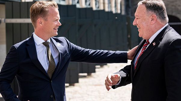El secretario de estado estadounidense, Mike Pompeo, con su homólogo danés, Jeppe Kofod El secretario de estado estadounidense, Mike Pompeo, con su homólogo danés, Jeppe Kofod