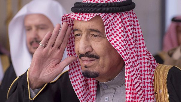 السعودية نيوز |
الملك سلمان يخضع لعملية استئصال المرارة وسيمضي وقتا في المستشفى
السعودية نيوز |
الملك سلمان يخضع لعملية استئصال المرارة وسيمضي وقتا في المستشفى