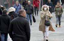 Germans polled in favour of opening borders