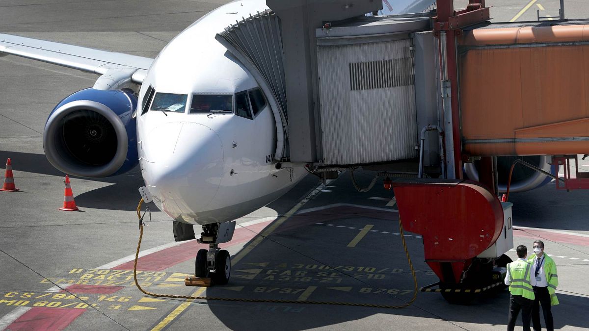 السلطات الألمانية تخطط لوضع نقاط اختبار لفيروس كورونا في المطارات