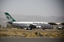 صورة أرشيفية لطائرة تابعة لشركة ماهان إير الإيرانية