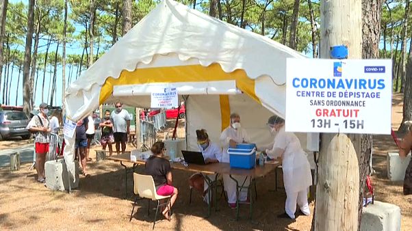 Francia moviliza sus test de coronavirus tras registrar más de 1.000 casos por día la última semana Francia moviliza sus test de coronavirus tras registrar más de 1.000 casos por día la última semana
