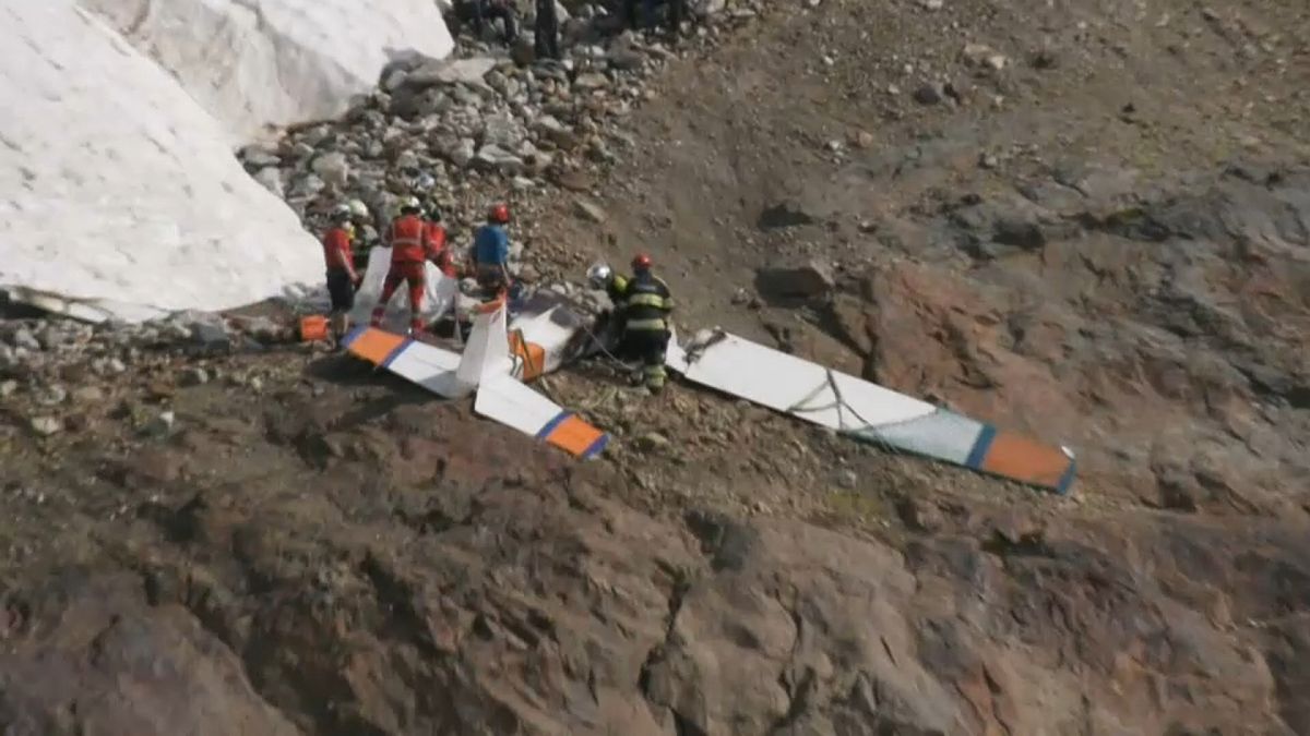 İsviçre Alplerinde uçak kazası