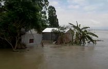 Καταστροφικοί μουσώνες πλήττουν εκατομμύρια ανθρώπους στο Μπαγκλαντές