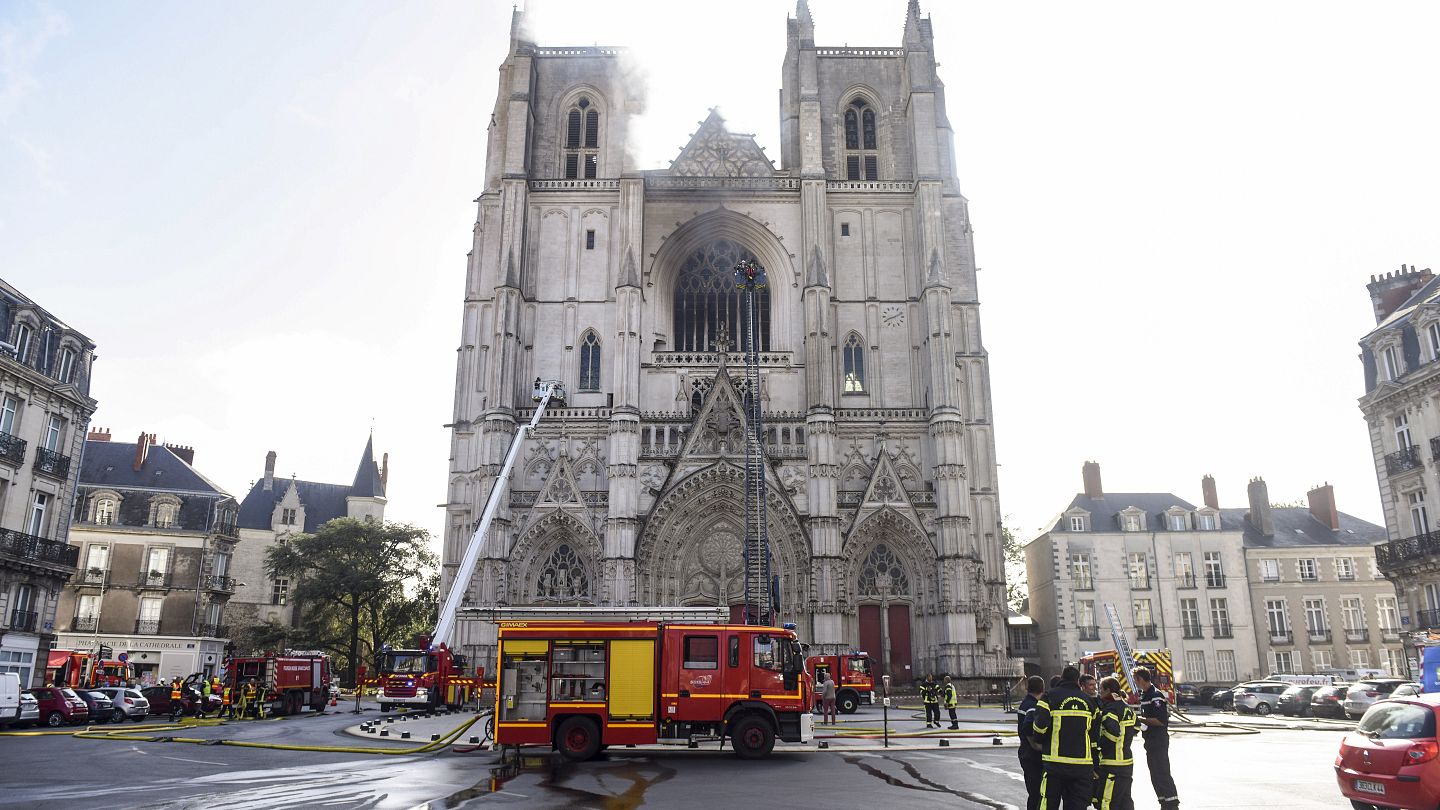 Nantes Cathedral Blaze Volunteer Charged After Admitting Setting Up Fire Euronews