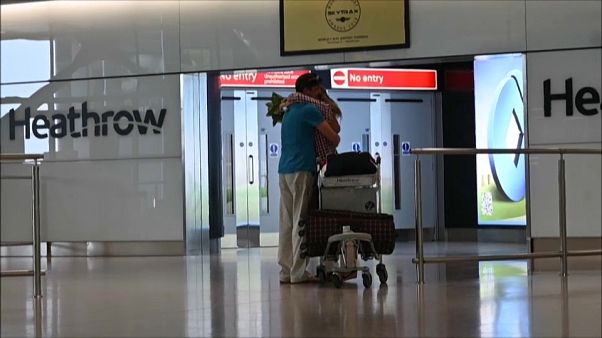 В Европе опасаются новых вспышек COVID-19 В Европе опасаются новых вспышек COVID-19