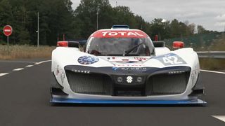 PSA hidrojenle çalışan yarış arabasını test etti