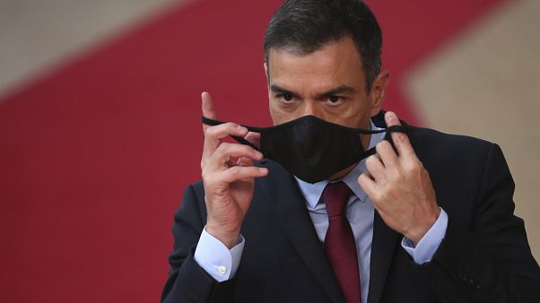 ENCUESTA: La mayoría de los europeos cree que volverán a ser confinados y apoyan la mascarilla ENCUESTA: La mayoría de los europeos cree que volverán a ser confinados y apoyan la mascarilla