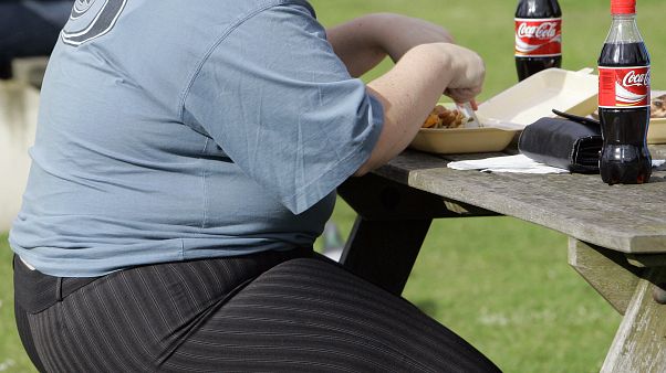 İngiltere'de obezite Covid-19'dan ölüm riskini iki kat artırıyor İngiltere'de obezite Covid-19'dan ölüm riskini iki kat artırıyor