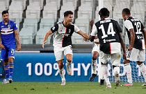 Ronaldo celebra o 31.° golo esta época na Liga italiana