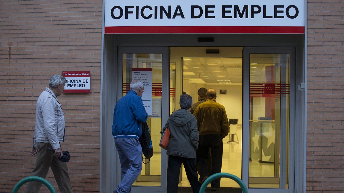 Exterior de una oficina de empleo en Madrid