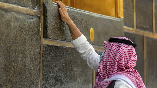 السعودية نيوز |
السعودية: انطلاق مناسك الحج وسط إجراءات غير مسبوقة فرضها كوفيد-19
السعودية نيوز |
السعودية: انطلاق مناسك الحج وسط إجراءات غير مسبوقة فرضها كوفيد-19
