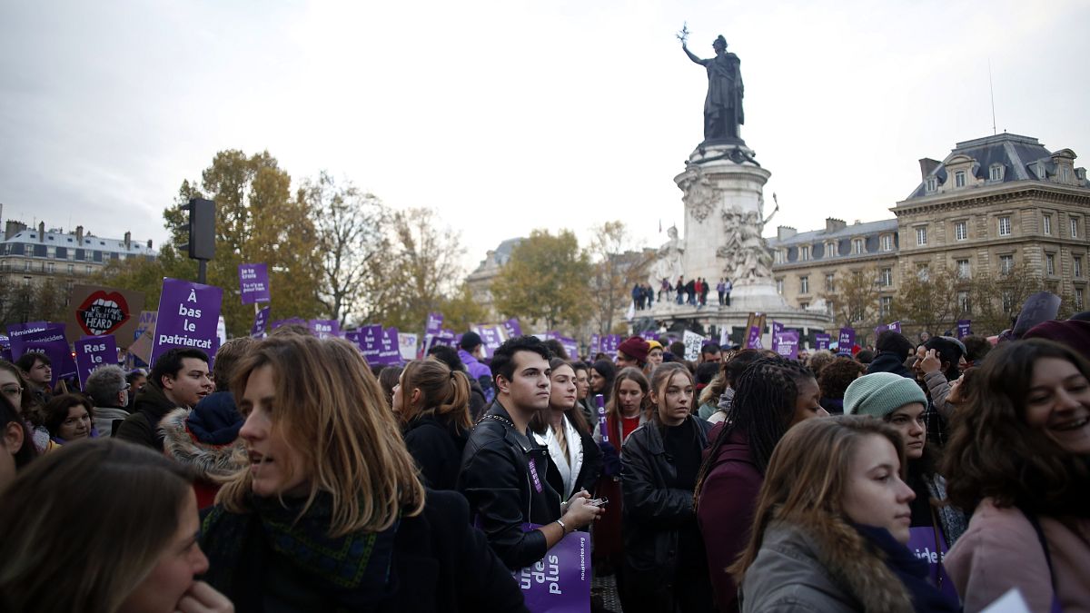 مسيرة في باريس في شهر تشرين الثاني/نوفمبر الماضي للتنديد بالعنف الأسري في فرنسا