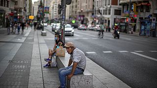 El Gobierno regional de Madrid obliga a usar la mascarilla en los espacios públicos