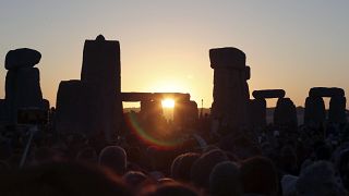 Stonehenge al alba en el solsticio de verano del 21 de junio de 2019