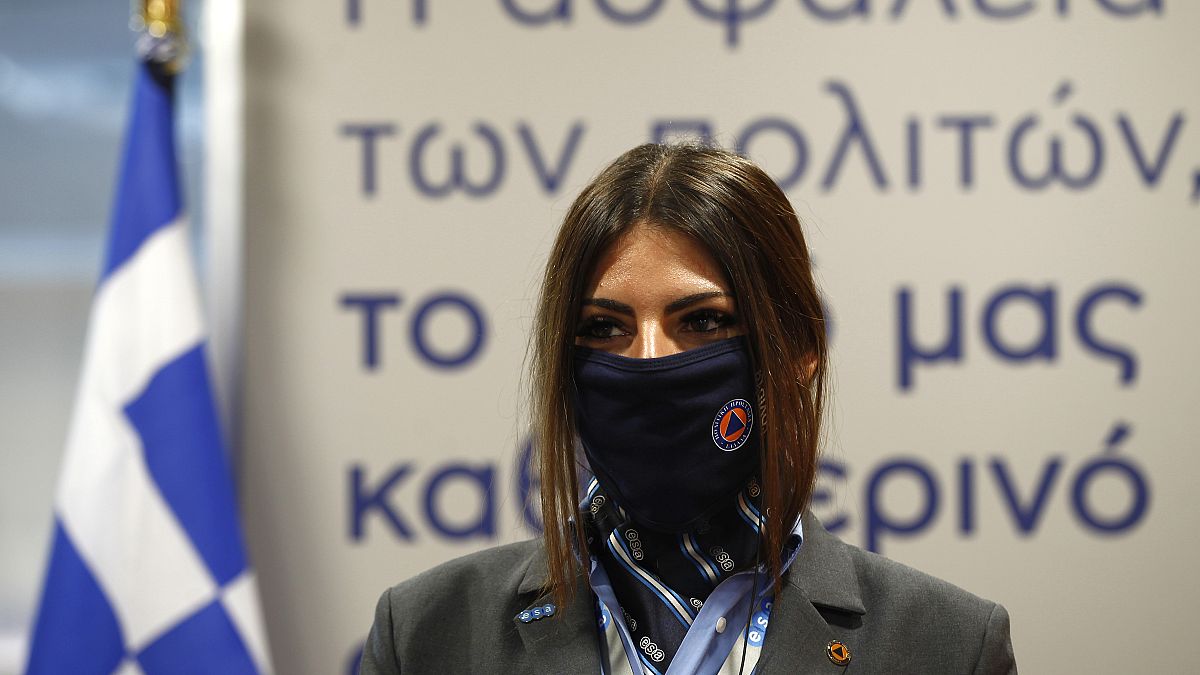 Ελλάδα: Σε ποιες επιχειρήσεις είναι υποχρεωτική η χρήση μάσκας για προσωπικό και κοινό