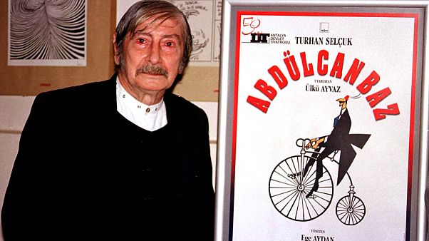 Google Turhan Selçuk'u Doodle yaptı Google Turhan Selçuk'u Doodle yaptı