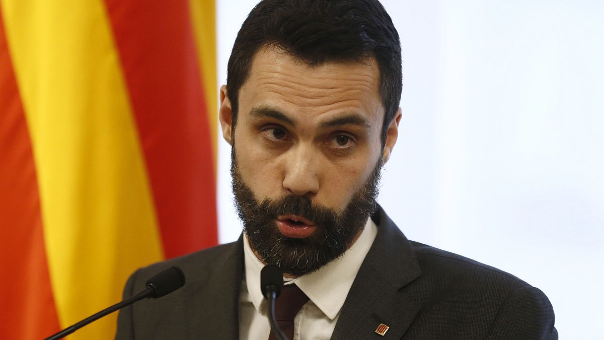 Roger Torrent attends a press conference at the Catalonia Parliament in Barcelona, March 2018