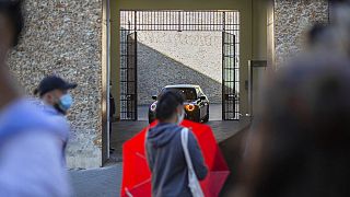 'Josu Ternera' abandona la cárcel de la Santé (París) en el coche de su abogada