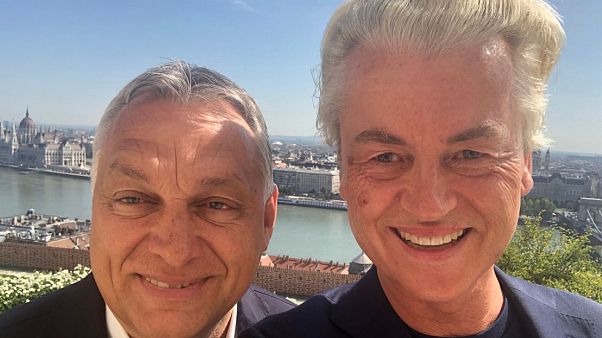 A holland szélsőjobb vezetőjével fotózkodott Orbán Viktor A holland szélsőjobb vezetőjével fotózkodott Orbán Viktor