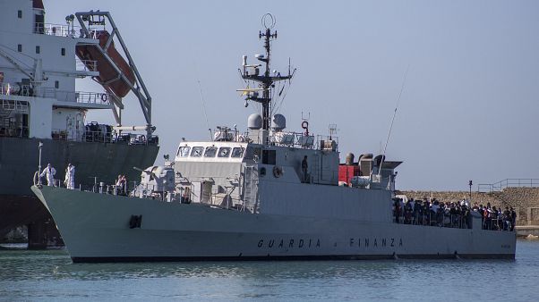 La isla de Lampedusa pide apoyo a Roma ante el colapso del centro de migrantes La isla de Lampedusa pide apoyo a Roma ante el colapso del centro de migrantes