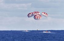 La capsule Dragon se pose dans le Golfe du Mexique