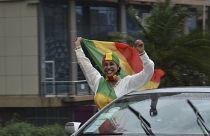 شاهد: آلاف الإثيوبيين يحتفلون بقرب اكتمال بناء سد النهضة