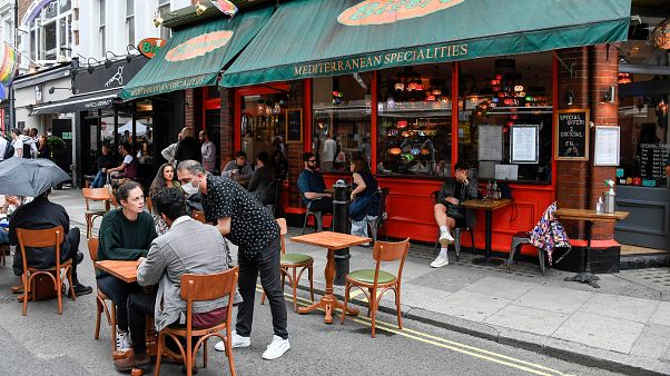 Londra'da bir restoran, 4 Temmuz 2020 Londra'da bir restoran, 4 Temmuz 2020