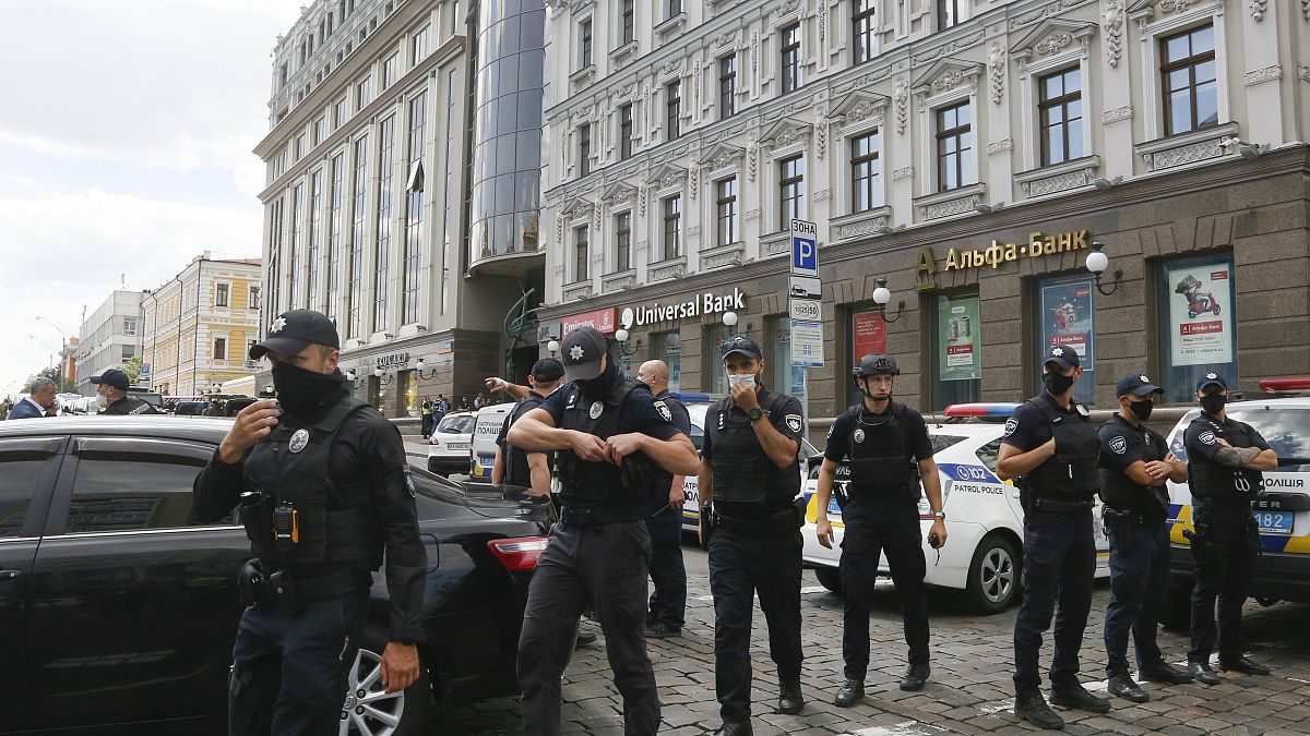 Операция по задержанию злоумышленника в центре Киева.
