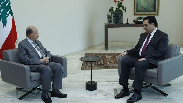 رئيس الجمهورية اللبناني ميشال عون ورئيس الحكومة حسان دياب رئيس الجمهورية اللبناني ميشال عون ورئيس الحكومة حسان دياب