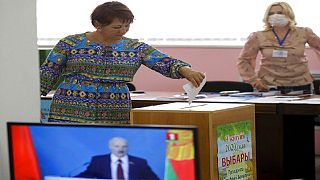 Começou o voto antecipado na Bielorrússia