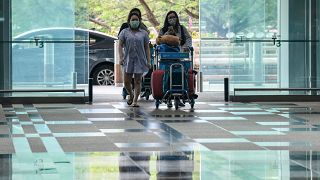 Singapur'a seyahat edenlere karantinada elektronik kelepçe - Covid-19 salgını