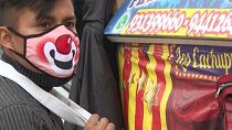 Перу: клоуны на улицах Лимы