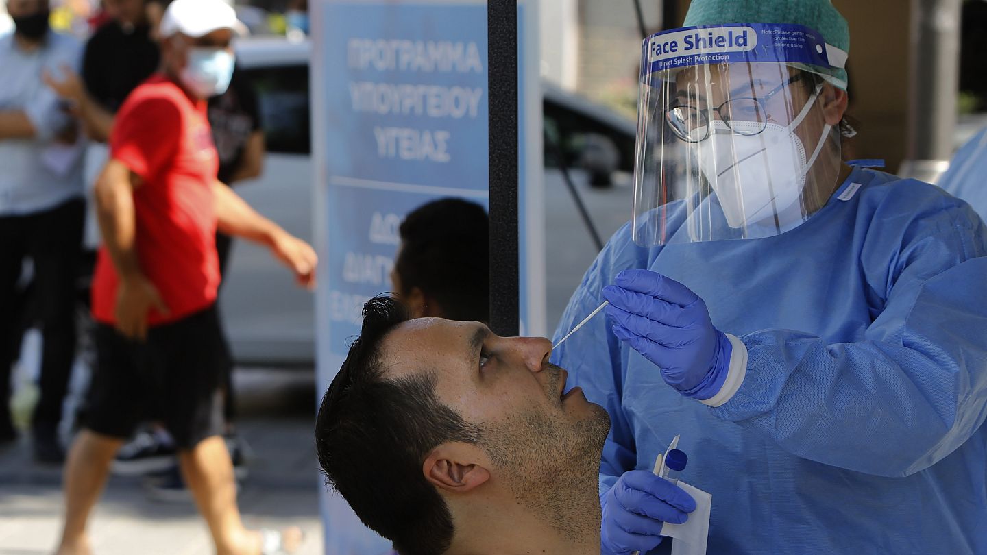 Κύπρος - Υπ.Υγείας: Επιβεβαιώνονται οι εκτιμήσεις για διασπορά του ιού -  Ακόμη 10.000 τεστ | Euronews