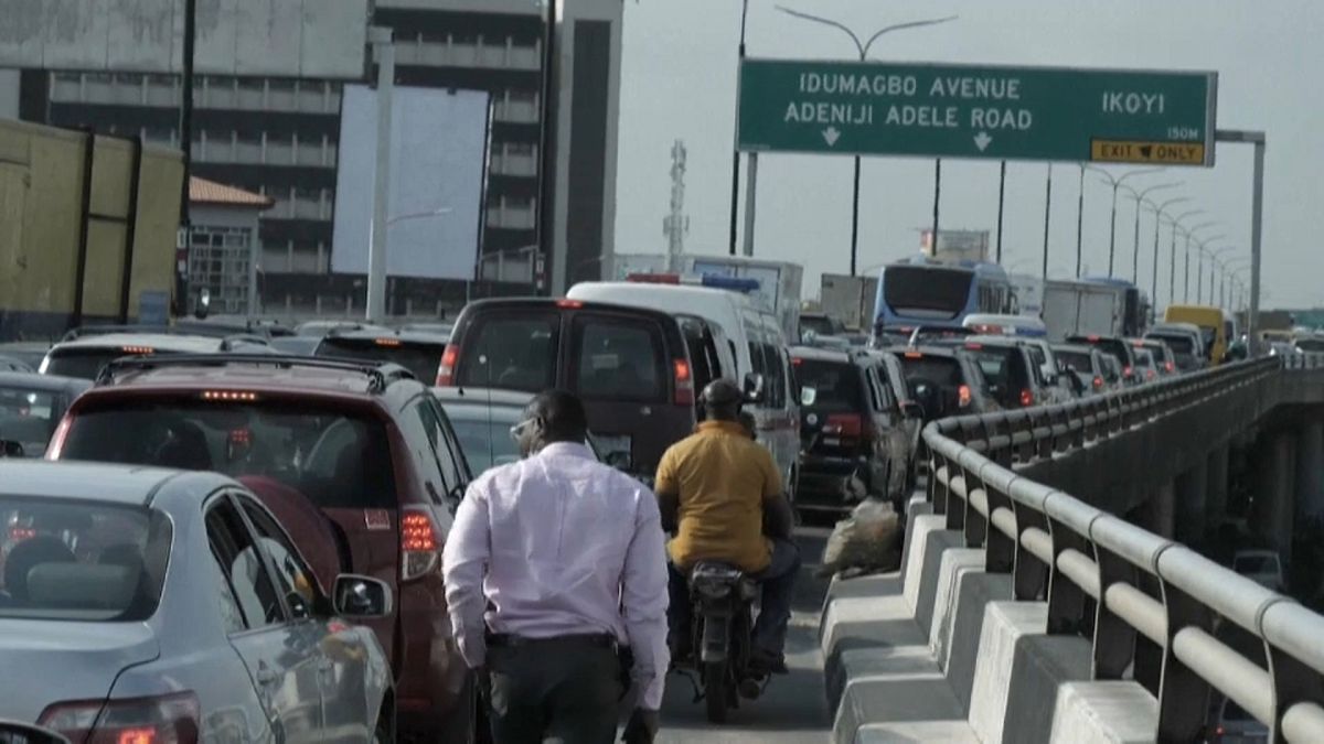 Nigéria : l'économie paralysée à Lagos à cause d'un pont
