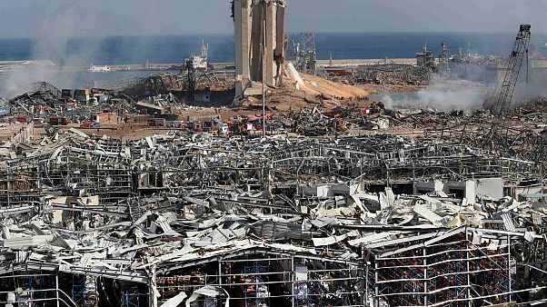 Бейрут: взрывоопасный груз лежал на складе 6 лет, но власти на это ...