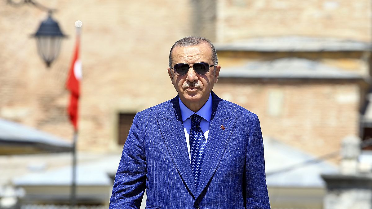 Cumhurbaşkanı Erdoğan, Ayasofya'da Cuma namazı çıkışında konuşuyor