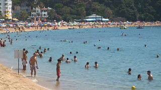 Casi sesenta países aplican medidas disuasorias en viajes a España.